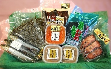 (ヤマダイ山崎)イカの不漁にも負けないゾ.jpg